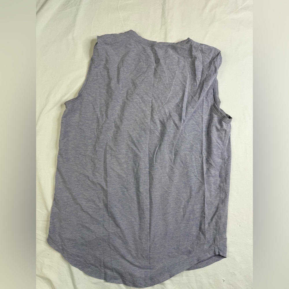 Lululemon Womens medium sleeveless top Purple  yoga A020425